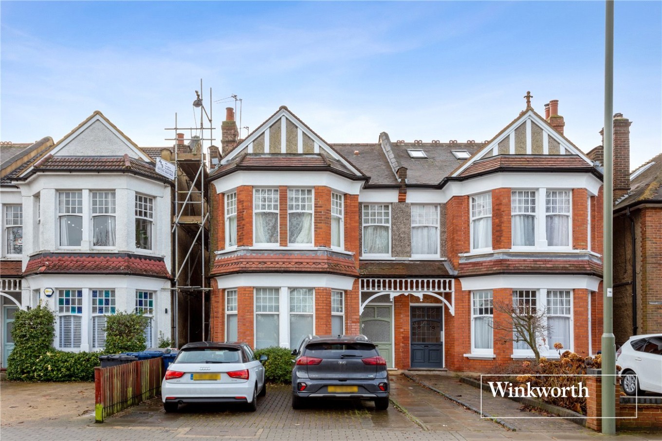 2 bedroom property for sale in Long Lane, Finchley, London, N3 (Ref