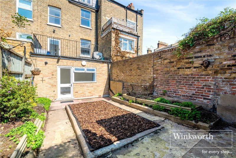 Alkerden Road, London, W4