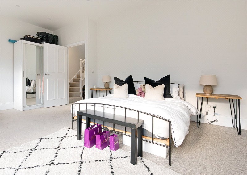 Wrentham Avenue, London, NW10