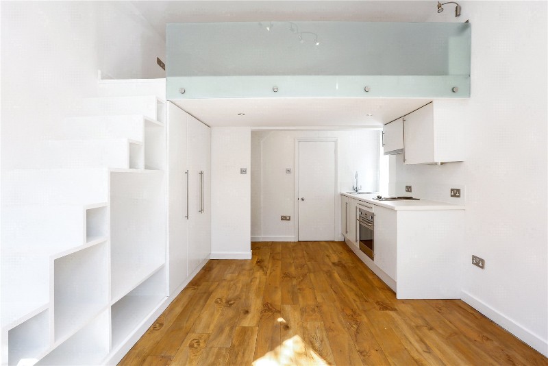 Blenheim Crescent, London, W11