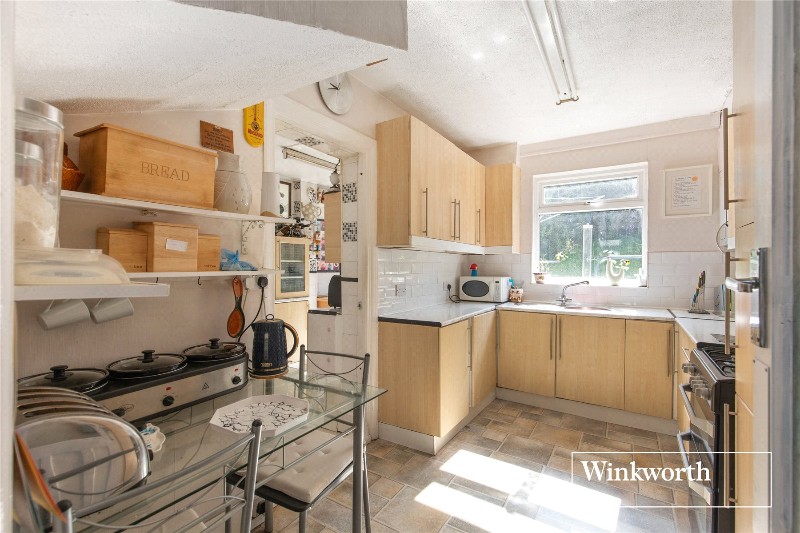 Fitzjohn Avenue, High Barnet, EN5