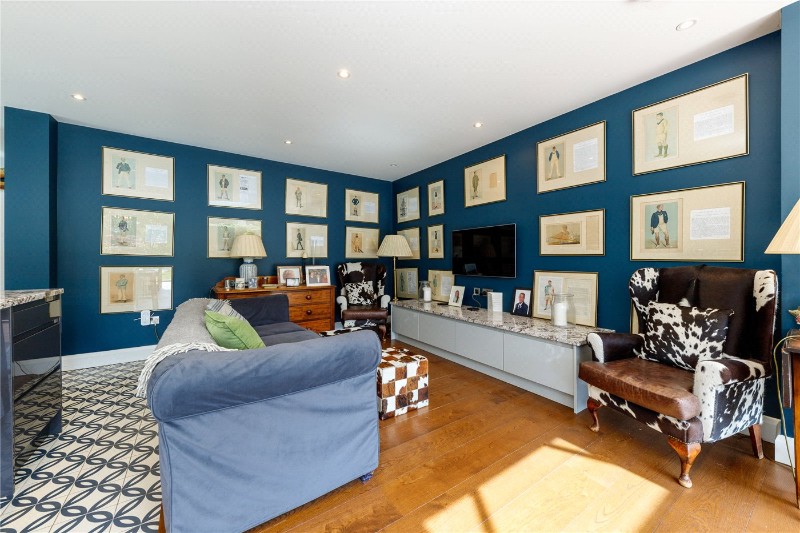St. Margarets Crescent, London, SW15