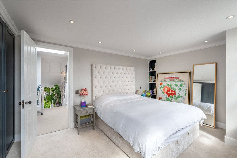 Warwick Avenue, London, W9