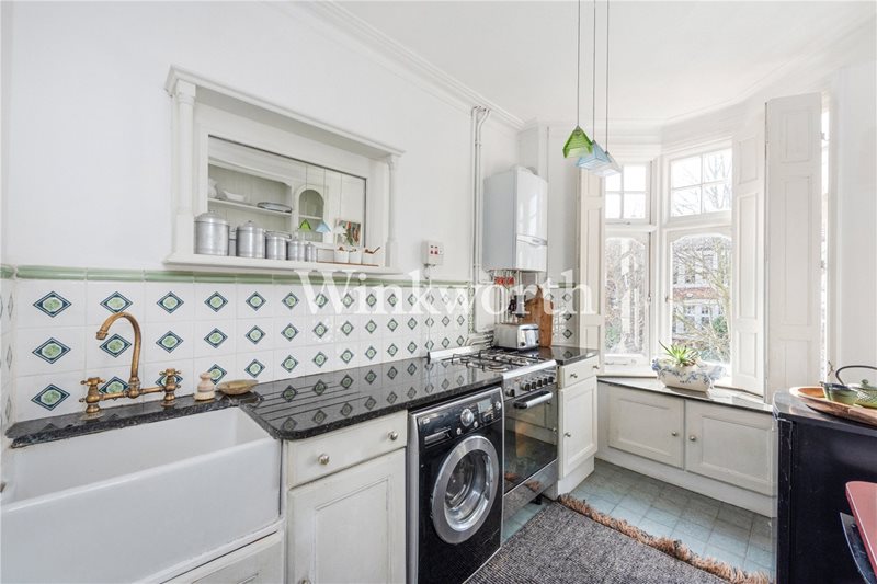 Cranley Gardens, London, N13