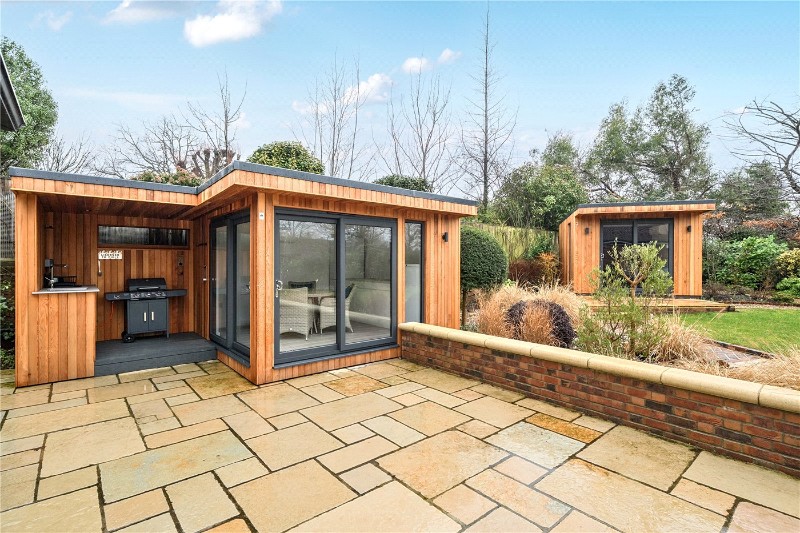 Cherry Tree Walk, Rowledge, Farnham, Surrey, GU10