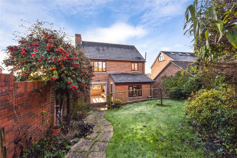 Harvest Close, Winchester, Hampshire, SO22