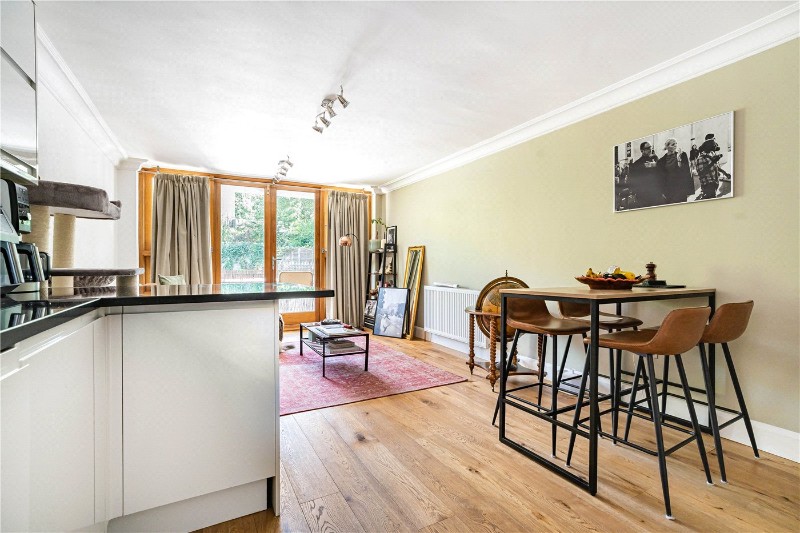 Crescent Road, London, N8