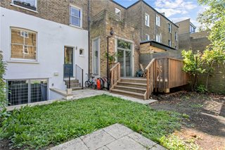 Brownswood Road, London, N4