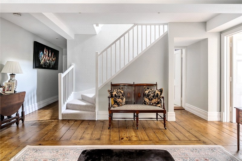 Wrecclesham Hill, Farnham, Surrey, GU10
