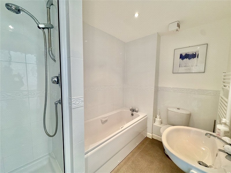 Hillcroft Close, Lymington, Hampshire, SO41