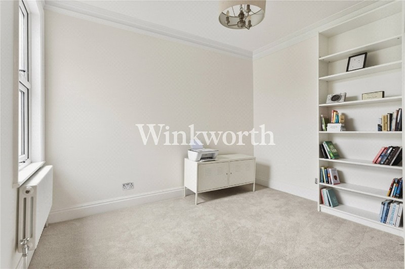 Woodside Gardens, London, N17