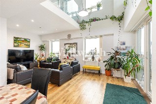 Cannon Road, London, N17