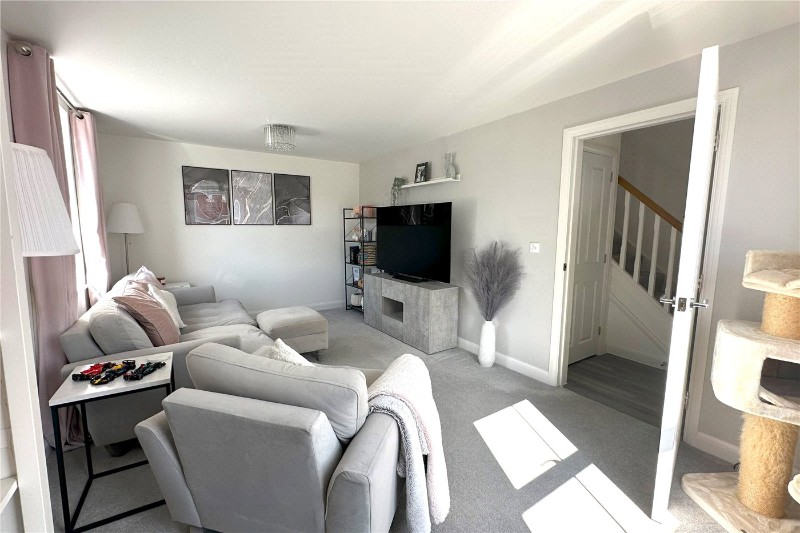 Great Crescent, Newbury, Berkshire, RG14