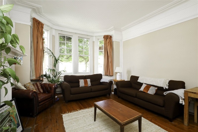 Woodgrange Avenue, London, W5