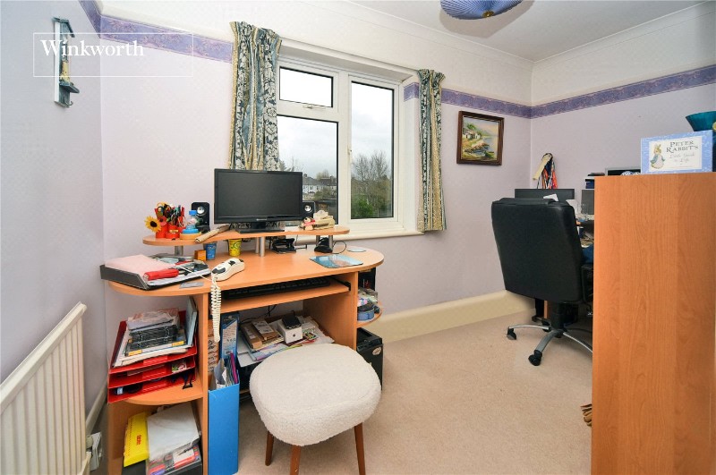 Edenfield Gardens, Worcester Park, KT4