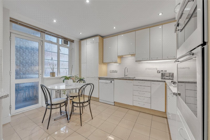 St James Close, St John&#39;s Wood, London, NW8