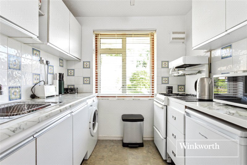 Sutton Crescent, Barnet, EN5