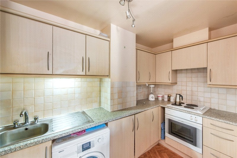 Commercial Road, London, E1