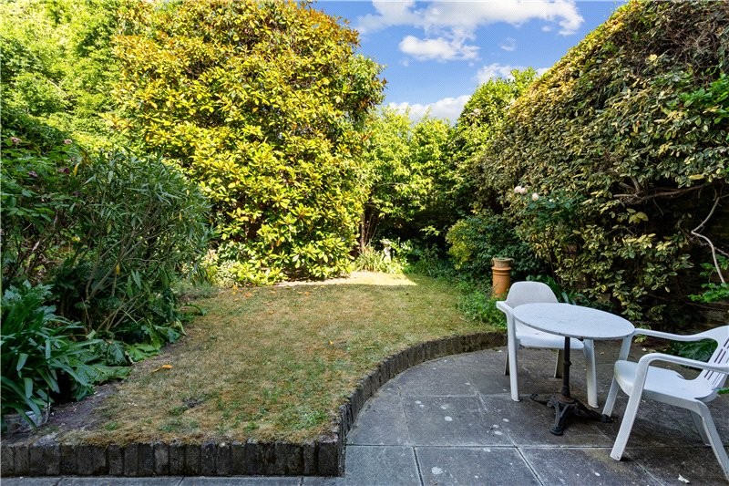 Hackford Road, London, SW9