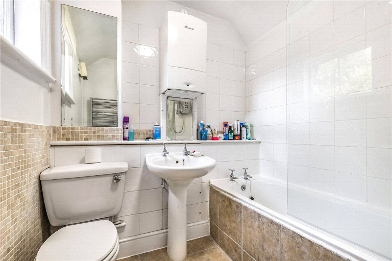 West Street, Farnham, Surrey, GU9