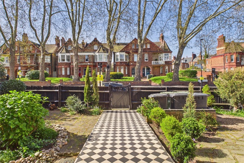 Mount Nod Road, London, SW16