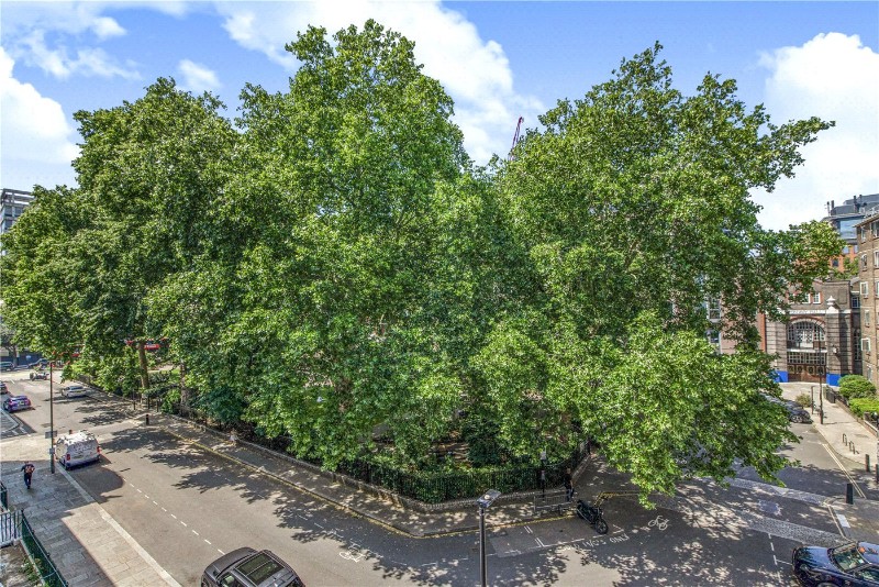 Red Lion Square, London, WC1R