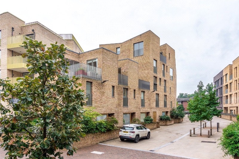 Arbor House, Narrowboat Avenue, Brentford, TW8