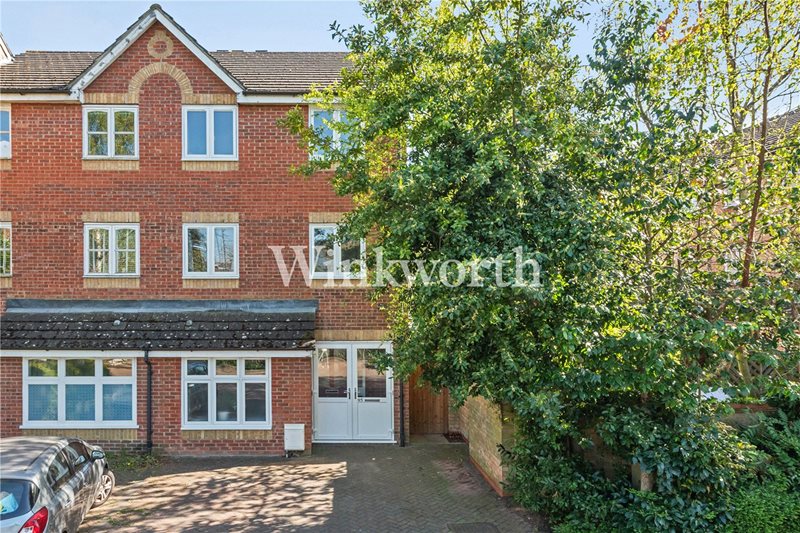 Westminster Drive, London, N13