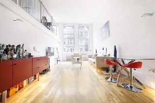 Ludgate Hill, London, EC4M