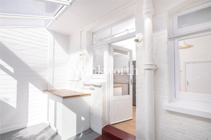 Maurice Avenue, London, N22