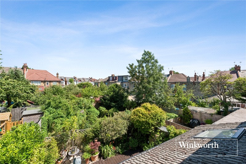 Chislehurst Avenue, North Finchley, London, N12