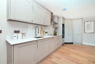 Holly Oak Close, Cheam, Sutton, SM2
