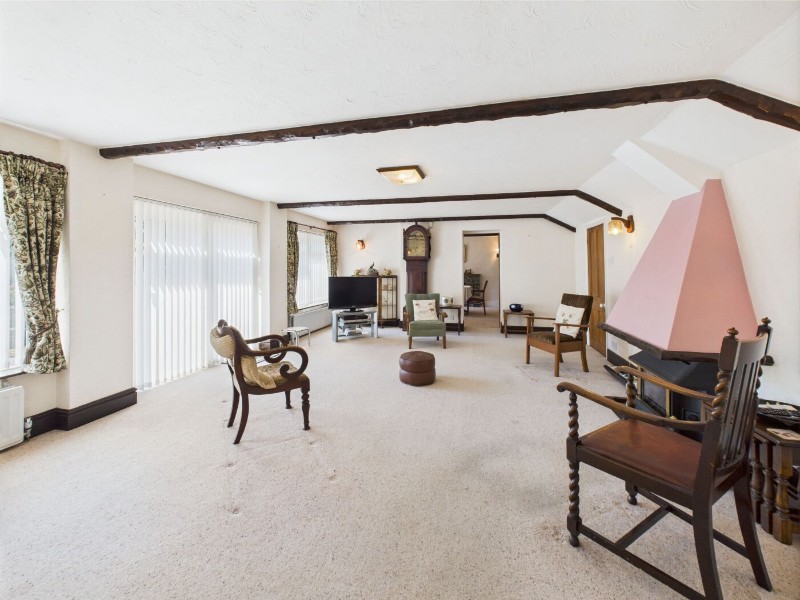 Barnstaple Cross, Crediton, Devon, EX17