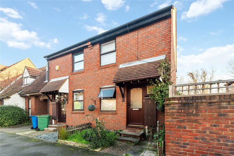 Howland Way, London, SE16