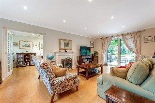 Silverwood Close, Winchester, United Kingdom, SO22