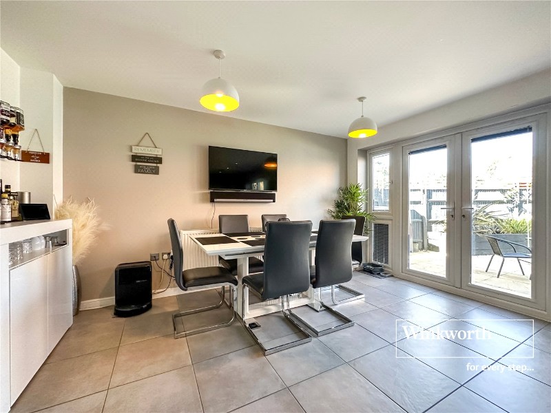 Horseshoe Crescent, Ferndown, Dorset, BH22