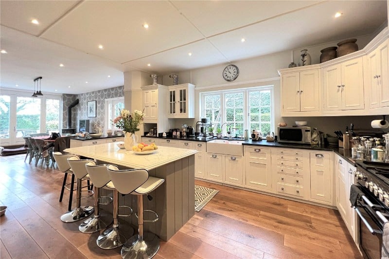 Mayflower Way, Farnham Common, SL2