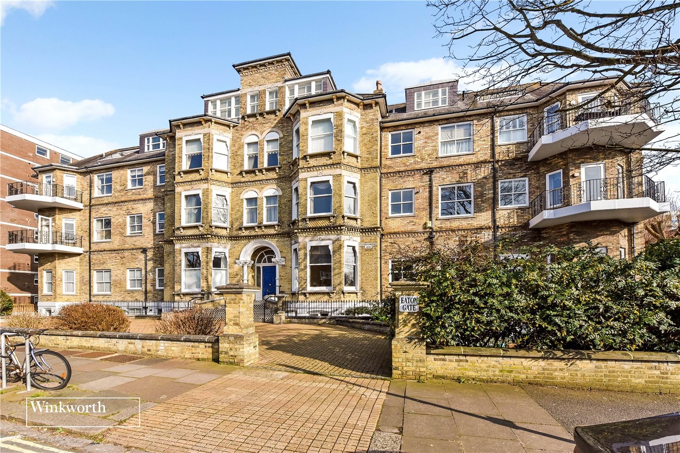 2 bedroom property to rent in Eaton Gardens, Hove, BN3 (Ref BTN210044