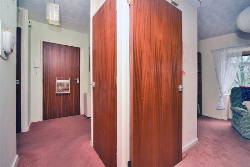 Henbit Close, Tadworth, Surrey, KT20