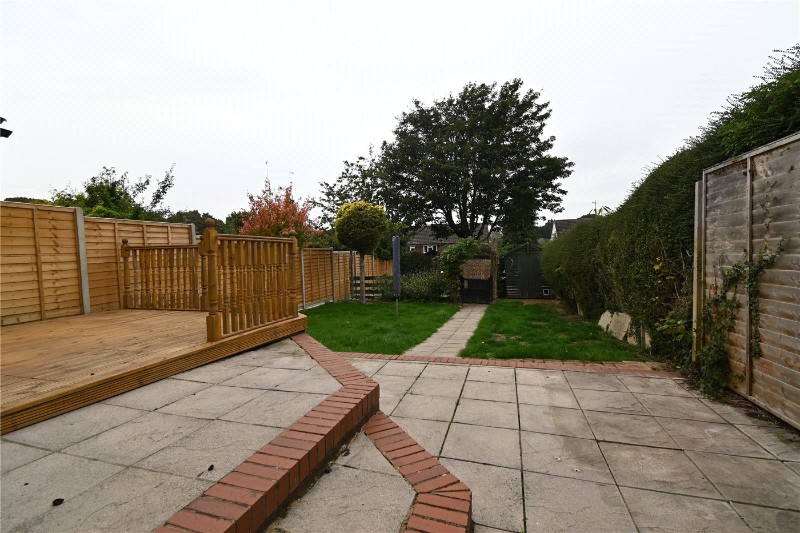 Meadow Road, Basingstoke, Hampshire, RG21