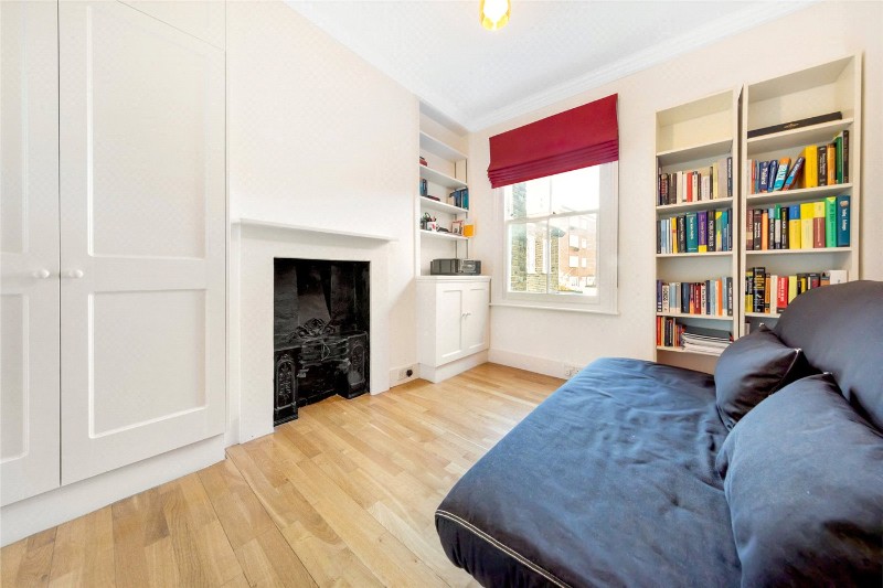 Rothschild Road, London, W4