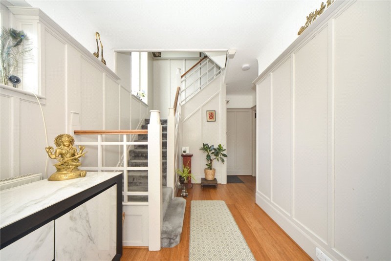 Cedarhurst Drive, London, SE9