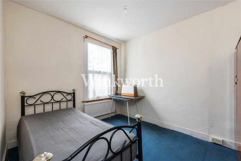 Chesterfield Gardens, London, N4