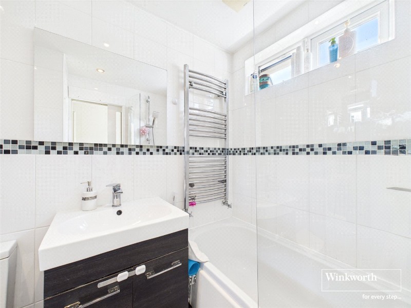 Watford Way, London, NW4