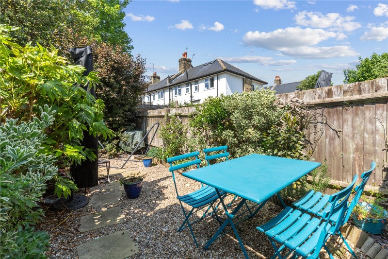Blakenham Road, London, SW17