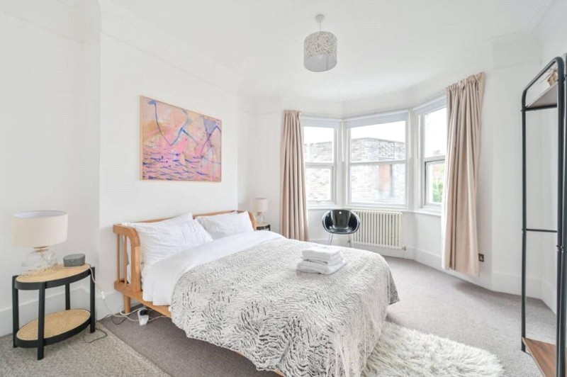 Kings Road, London, NW10