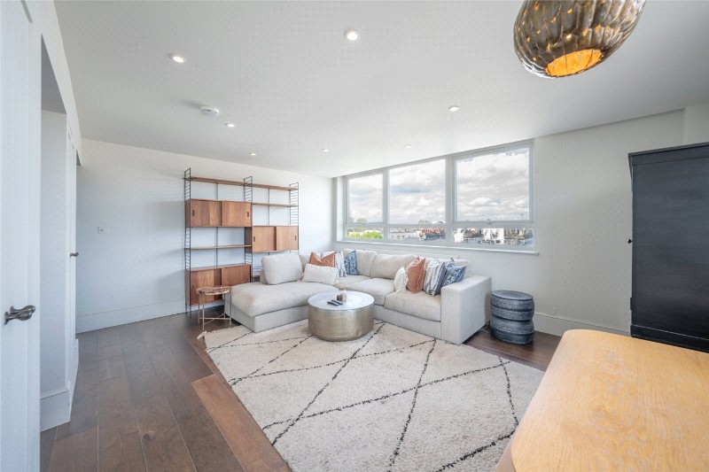 Melbourne Court, Randolph Avenue, London, W9