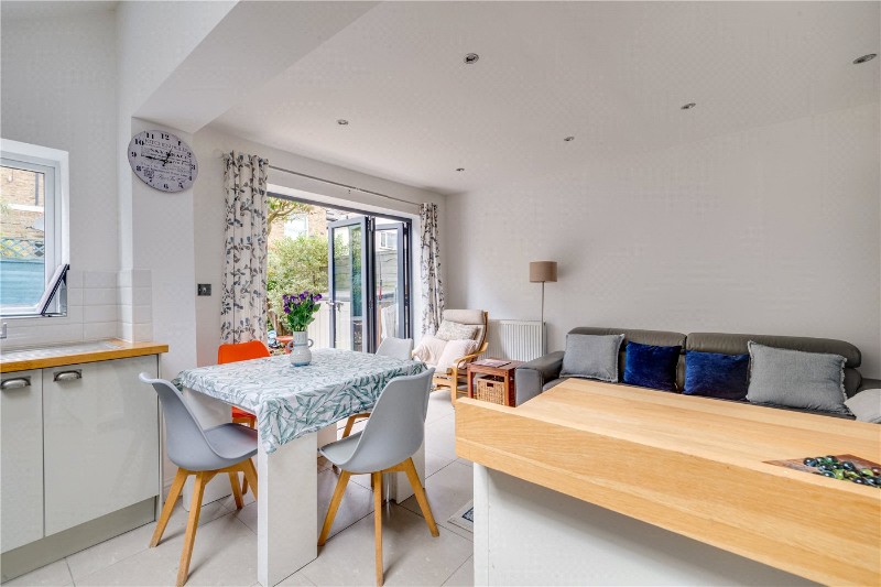 Petley Road, London, W6