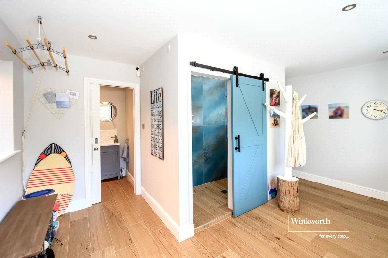 Bute Drive, Highcliffe, Christchurch, BH23