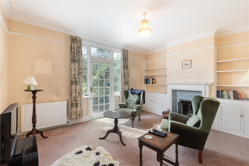 Crestway, Putney, London, SW15